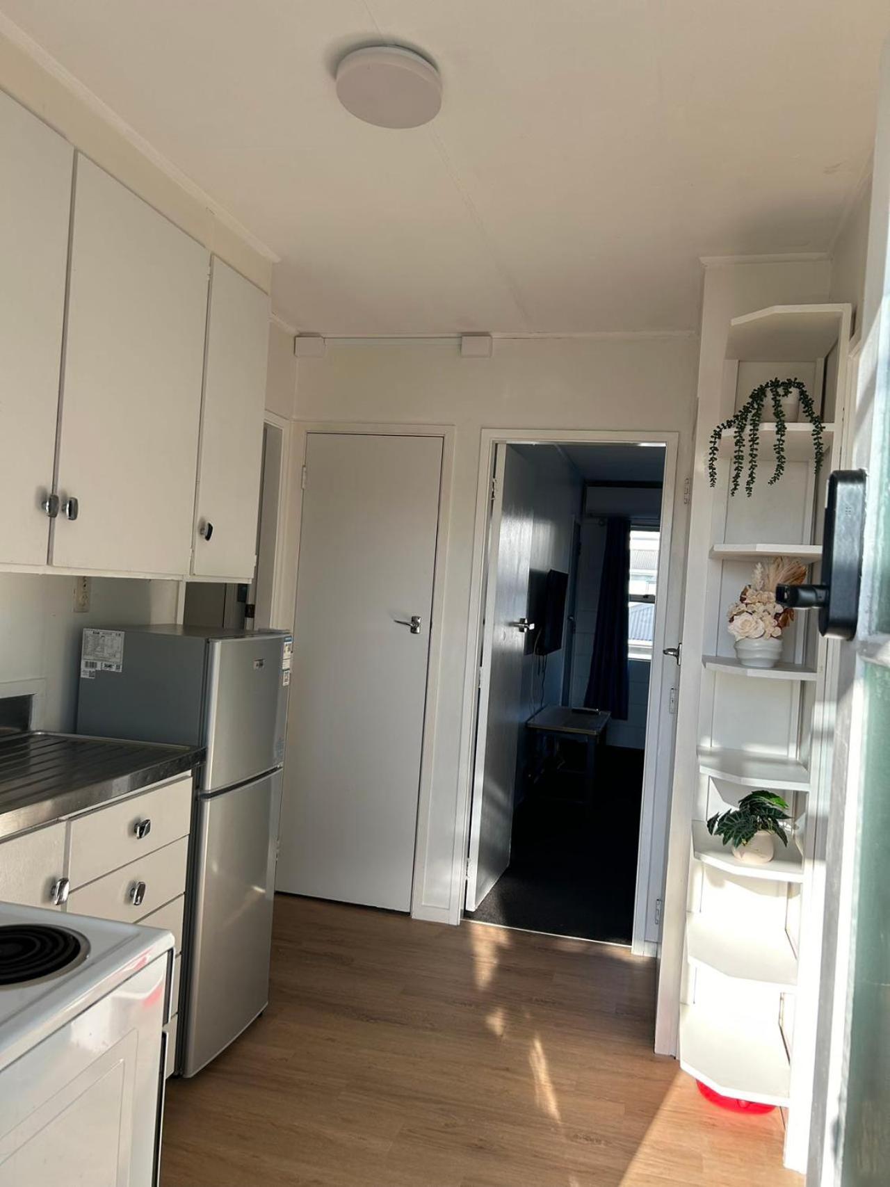 Avon Apartments Хамилтън Екстериор снимка