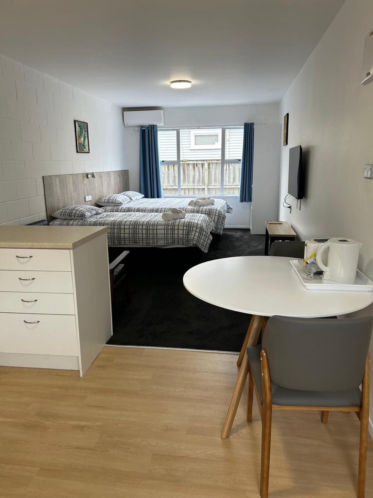 Avon Apartments Хамилтън Екстериор снимка